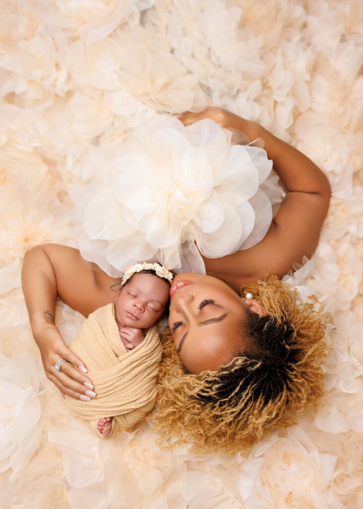 mom and baby professional photo laying down 